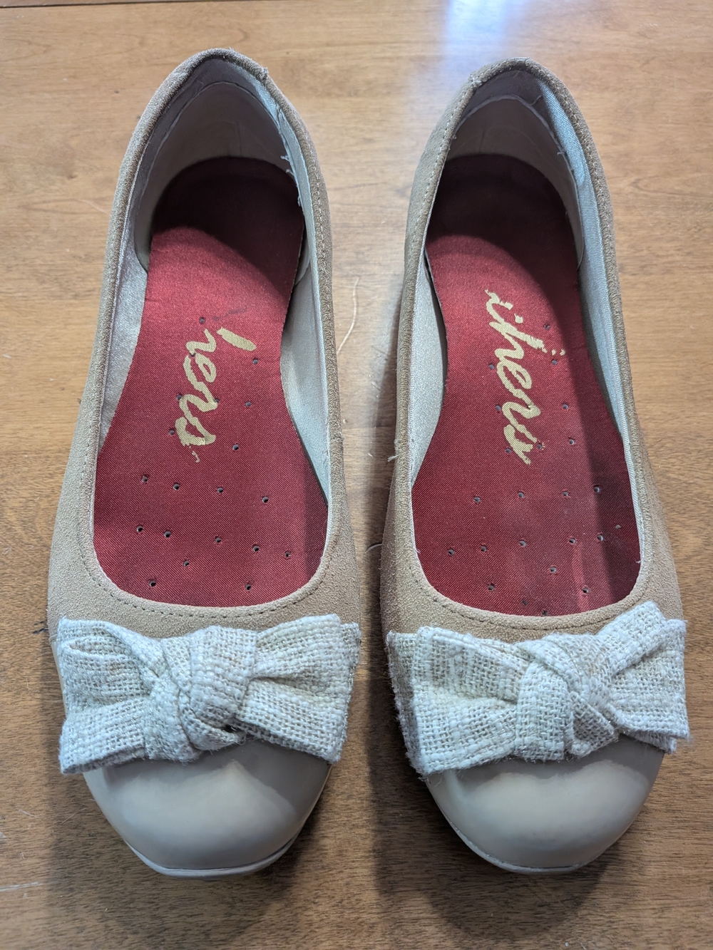3/$14 Skechers Tan Suede Flats with Cream Bow and Beige Cap Toe
